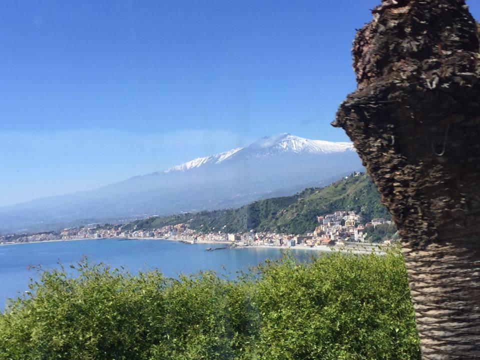B&B La Casa Di Luigi Giardini Naxos Dış mekan fotoğraf