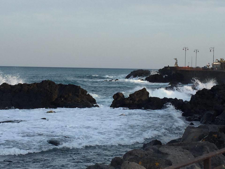B&B La Casa Di Luigi Giardini Naxos Dış mekan fotoğraf