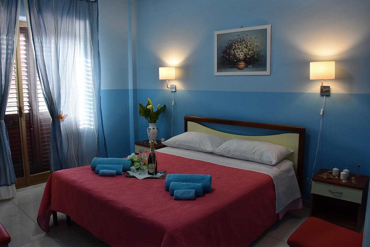 B&B La Casa Di Luigi Giardini Naxos Dış mekan fotoğraf